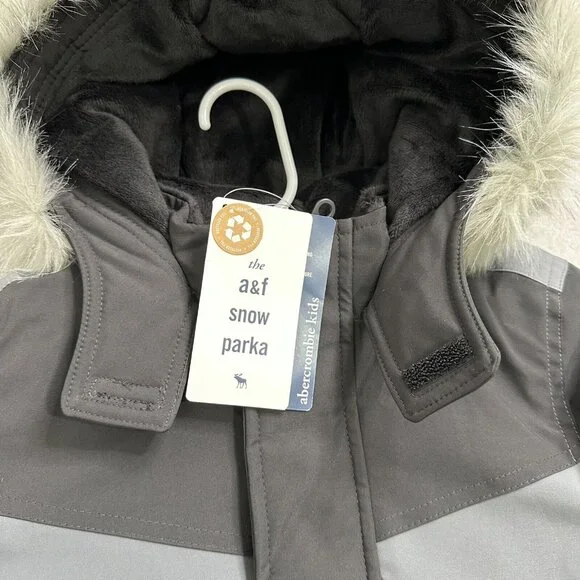 NWT Abercrombie & Fitch Boy's Snow Parka Zip Up Pockets Hood Sz 5 / 6 Black $130 - Picture 9 of 15